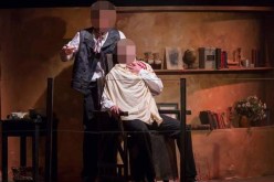 طالب يذبح صديقه بـالخطأ خلال تمثيلية مسرحية في نيوزيلندا
