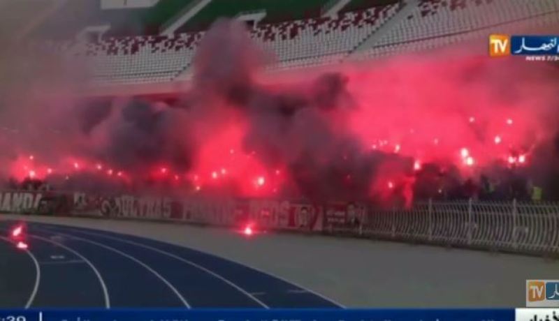 بالفيديو.. لاعبون وأعوان أمن يتورطون في إدخال السينيال إلى الملاعب