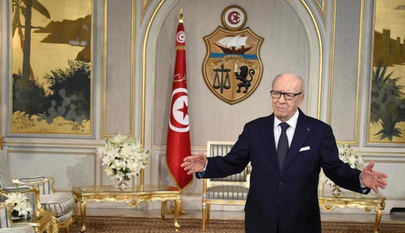 الرئيس التونسي يؤيد تدخلا عسكريا ضد داعش في ليبيا