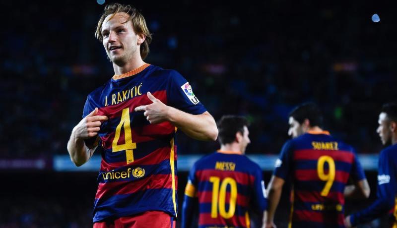 راكيتيتش قلبًا مع إشبيلية وقالبًا مع برشلونة