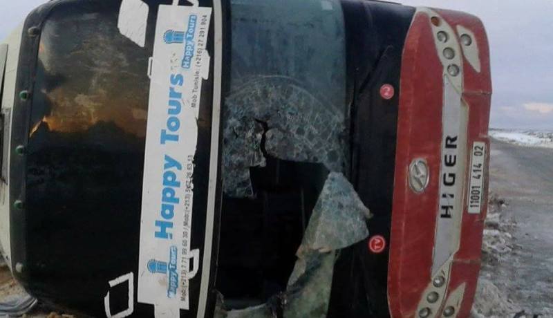 جرح 16 شخصا اثر إنقلاب حافلة لنقل المسافرين بين النعامة وعين الصفراء