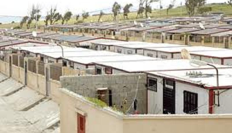 بعد إثبات استفادتهم من إعانة الدولة ..طرد 39 عائلة من شاليات بحي درموش 2 ببرج البحري