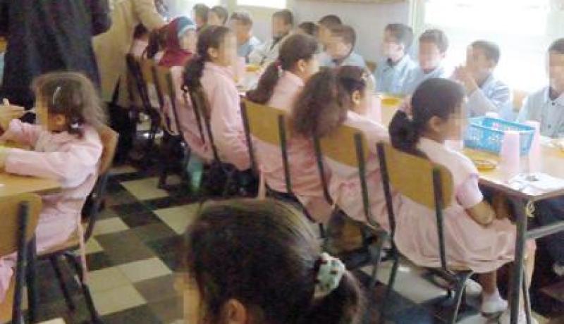 مختصون يدعون الى ضرورة اعادة الاعتبار لعمال المطاعم المدرسية
