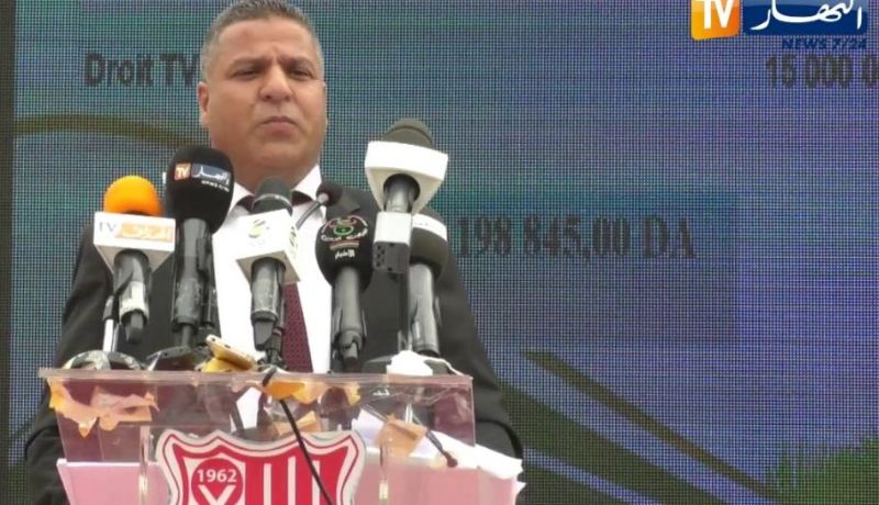 لاعبو بلوزداد في الشارع ويتمرّدون على بوحفص !!