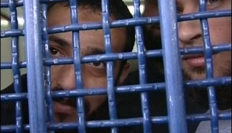 56 معتقلا مضربون عن الطعام في تونس