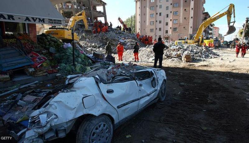 زلزالان يدمران عشرات المنازل في تركيا