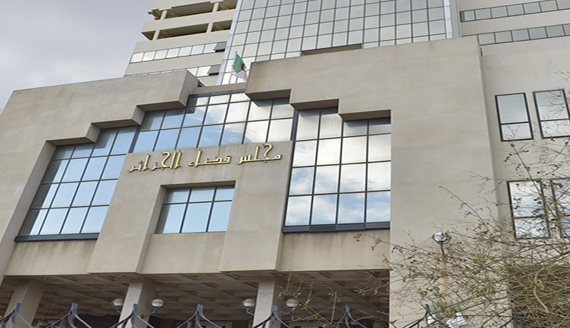 الحالة كبيرة ومْطوّلة في الطريق السيار