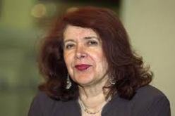 وصول جثمان الروائية آسيا جبار إلى الجزائر