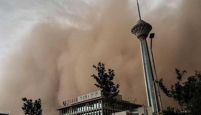 إيران: إختناق 300 شخص إثر تسرب غازي