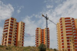 المقاولات الجزائرية لا يمكنها إنجاز أكثر من 30 ألـف مسكــن سنـويا