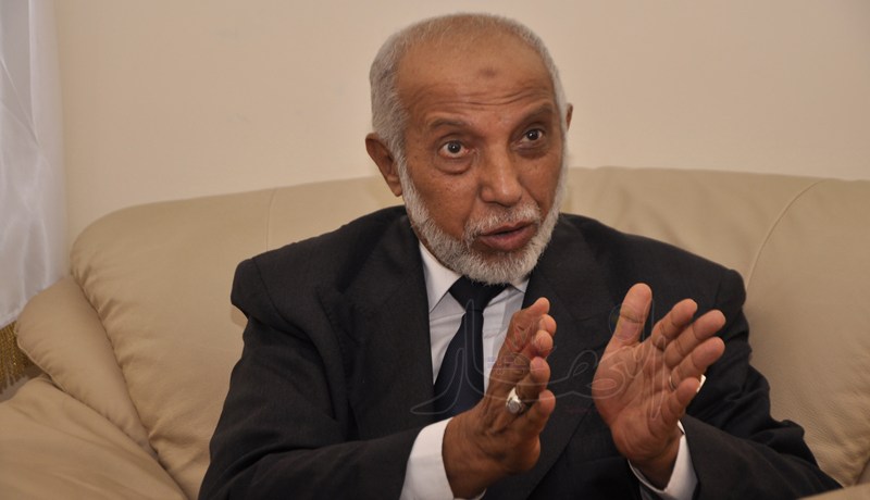 إجهاض مبادرة لعودة بلخادم على رأس الأفلان