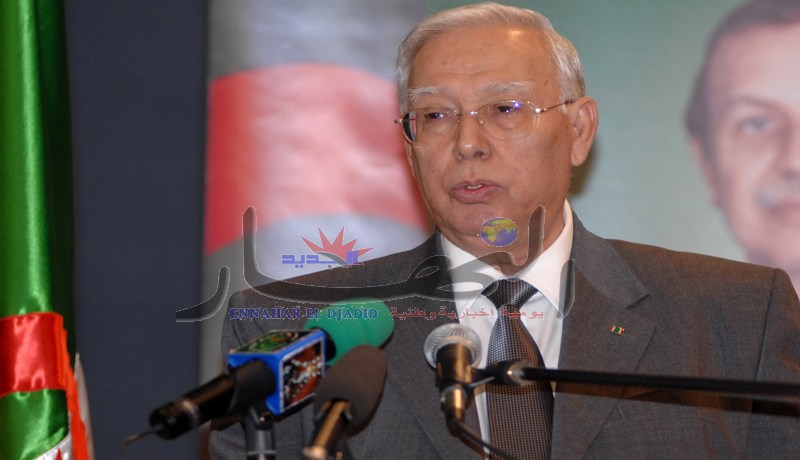 ‮''‬لن نعيد أملاك الأقدام السوداء ولو تدخّل هولاند‮''‬