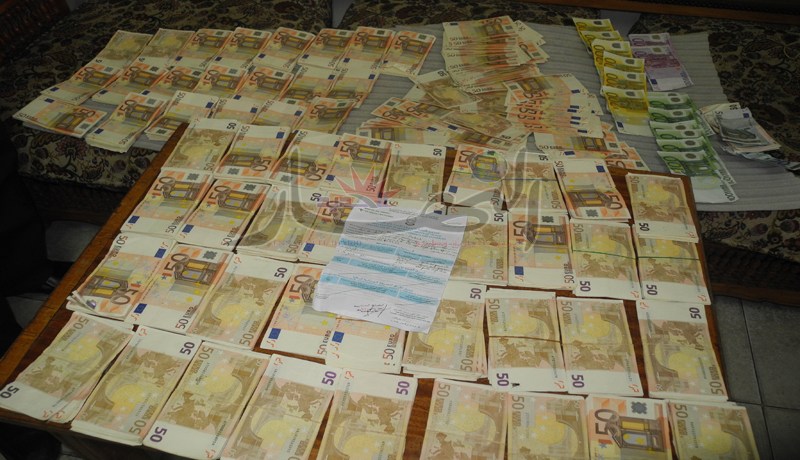 إحباط تهريب أكثر من 70 ألف أورو عبر باخرة قادمة من أليكانت بإسبانيا