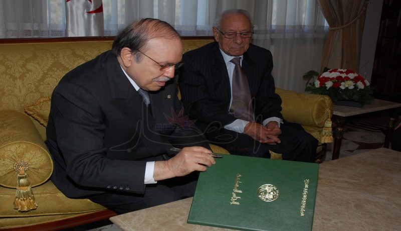 تنصيب اللّجنة الوطنية لتعديل الدستـور!