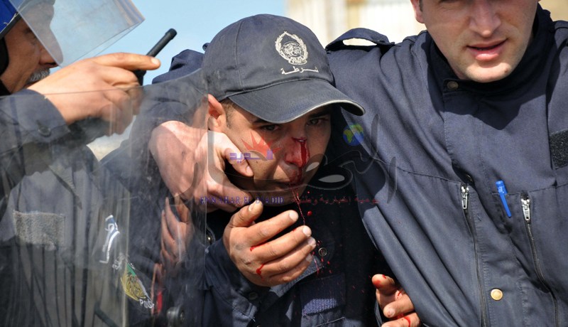 ؟13 ‬شرطيّا ضحايا اعتداءات وسرقة ســـلاح خــــلال شــهر