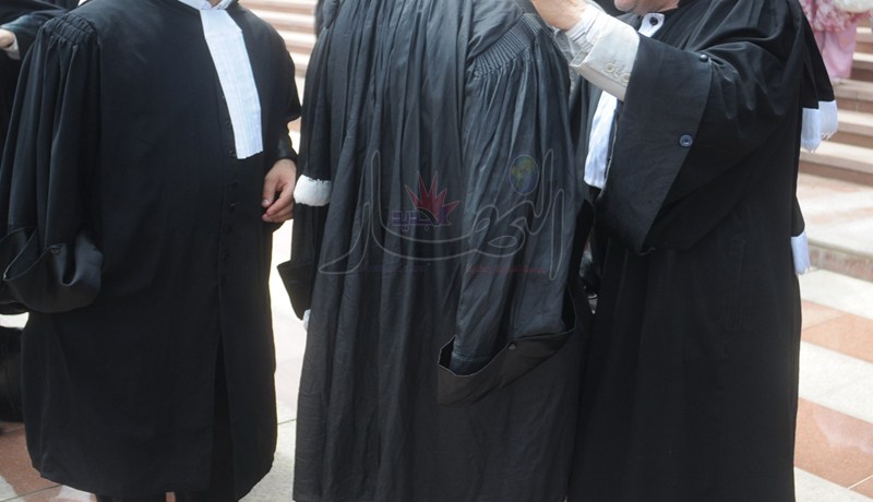 الاتّحاد الوطني للمحامين يعلّق الإضراب