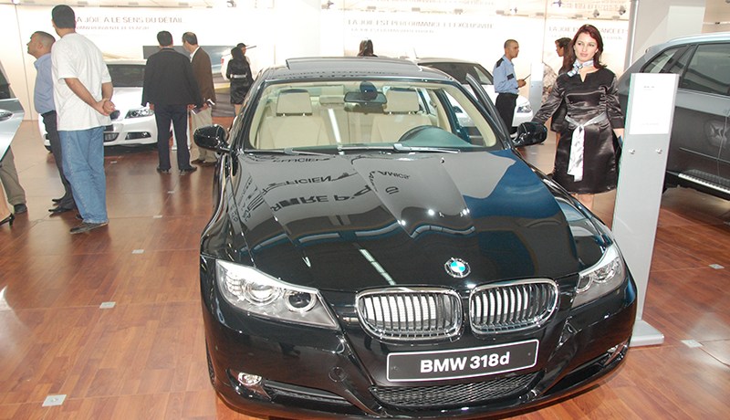 BMW  الألمانية وكريزلر الأمريكية تعودان إلى الجزائر