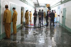 سجين أصمّ‮ ‬يحاول الانتحار بشفرة حلاقة داخــل مجــلس قـــضاء باتـــنة