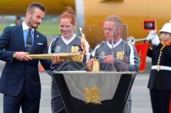 انطلاق مسيرة الشعلة الاولمبية في الأراضي البريطانية