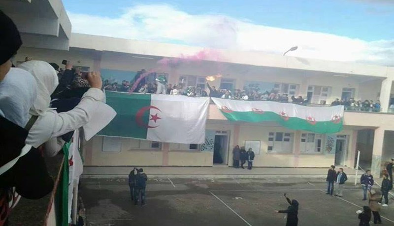 فيميجان في المحافـظ والتلاميـذ يحولون ساحات المدارس إلـى الديفيلي
