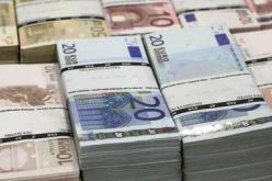 التحقيق في تورط 4 بنوك بتهريب العملة واستيراد الخردة