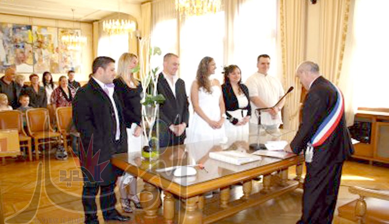 جزائريات‮ ‬يتزوجن من مسيحيين للإقامة بفرنسا