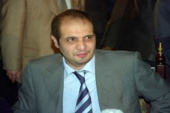 عبد المؤمن خليفة يرفض الأكل والخروج إلى ساحة سجن الحراش