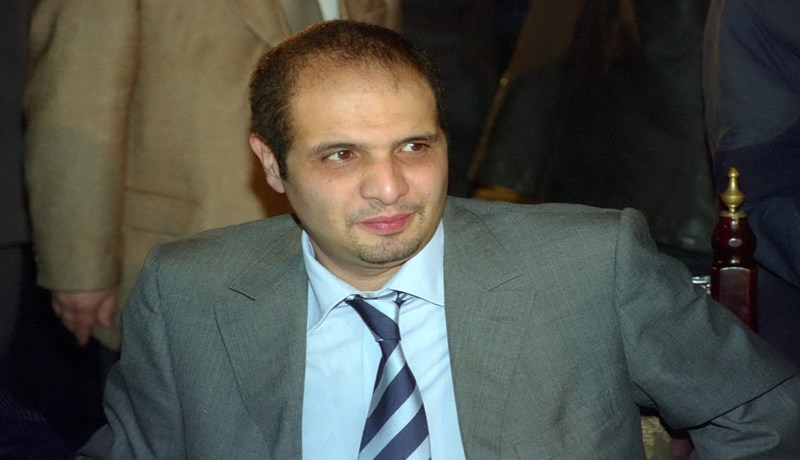 عبد المؤمن خليفة يرفض الأكل والخروج إلى ساحة سجن الحراش