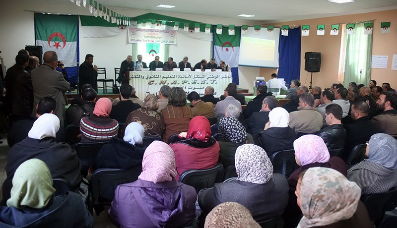 الكناباست تشلّ المؤسسات وترهن مصير تلاميذ الباك