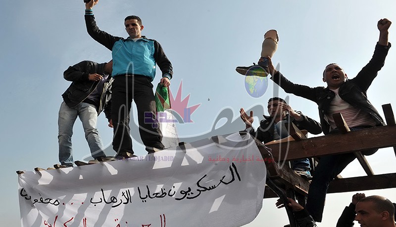 وزارة الدفاع تشرع في تعوض العسكريين المعاد استدعاؤهم بين سنتي 1995 و1999