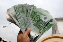 شقيق وزير هرّب 5 ملايين أورو خلال شهرين إلى تونس
