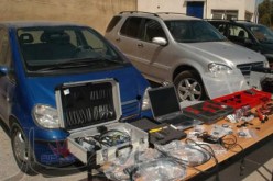 عصابة تحول فيلا ببرج الكيفان إلى ورشة لإعادة تركيب السيارات المسروقة‮ ‬