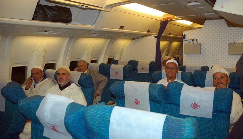 الجوية الجزائرية تقدم عطورا تحمل صورا «إباحية» للحجاج