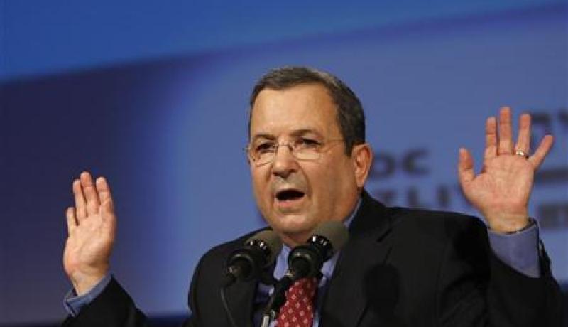 وزير الدفاع الإسرائيلي باراك يعلن اعتزاله الحياة السياسية