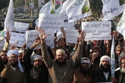 مسيرات مليونية بكل العواصم العربية تنديدا بإساءة شارلي إيبدو