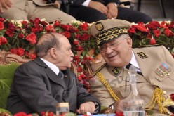 ڤايد صالح وسلال يزوران الرئيس.. طهورا إن شاء الله