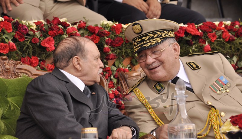 ڤايد صالح وسلال يزوران الرئيس.. طهورا إن شاء الله