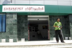 عمال مؤسسات الصحة الجوارية يحتجون أمام مستشفى بشار