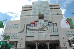 أحكام بين البراءة و5 سنوات سجنا لمتهمين بقرصنة 6 آلاف خطّ هاتفــي