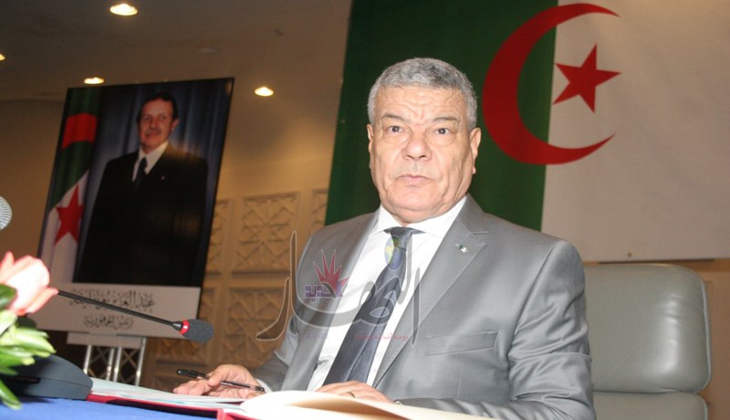 سعداني يبعد الوزراء ورجال الأعمال من المكتب السياسي