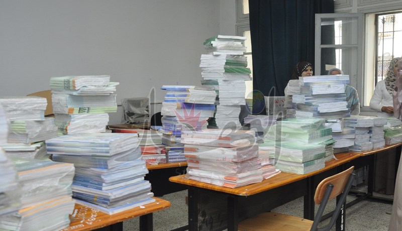 إلزام التلاميذ بإرجاع الكتب المدرسية نهاية السنة
