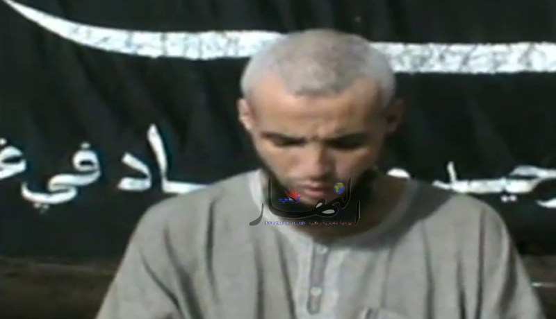 إرهابيو التوحيد و الجهاد يعدمون نائب القنصل الجزائري المختطف