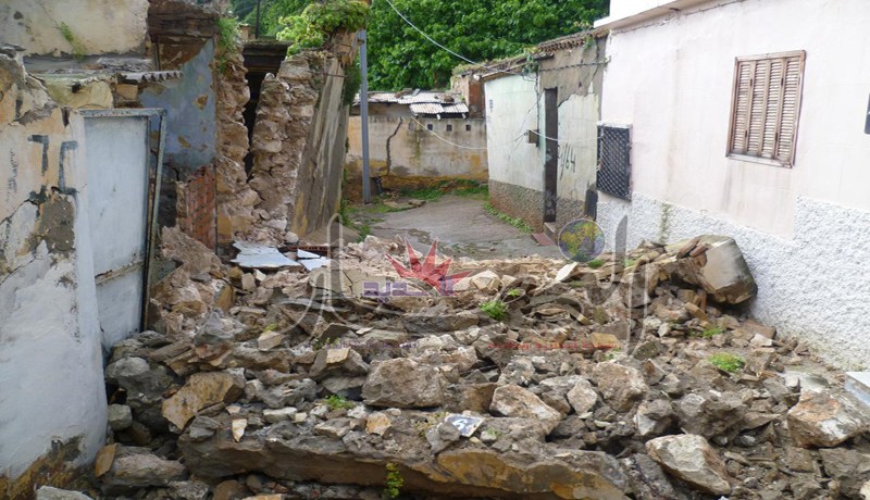 انهيار جبل ترابي يعزل سكان منطقة سكاليرا بوهران