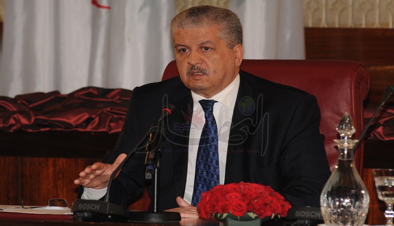سلال: ''أغلب الأميار في حالة جمود وسأقيّم إنجازاتهم لاحقا''