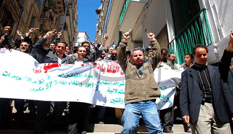 نقابات التربية تهدّد بشل المؤسسات في اليوم الأول من الدخول المدرسي