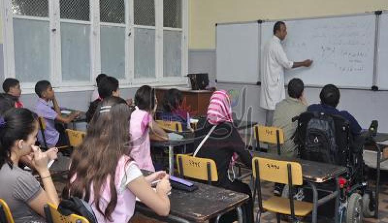 انعدام الاستقرار في المناهج التربوية جعل التلاميذ فئران تجارب في الجزائر