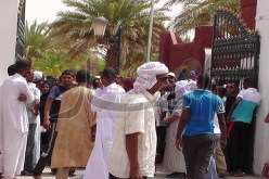 مواطنون يقتحمون مكتب ''المير'' ويغلقون الطرقات في أدرار
