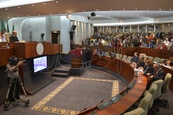 تزوير وانتحال صفة  تحت قبة البرلمان