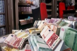 440 جزائري يمتلكون 671 مليون دولار في حسابات سرية بسويسرا