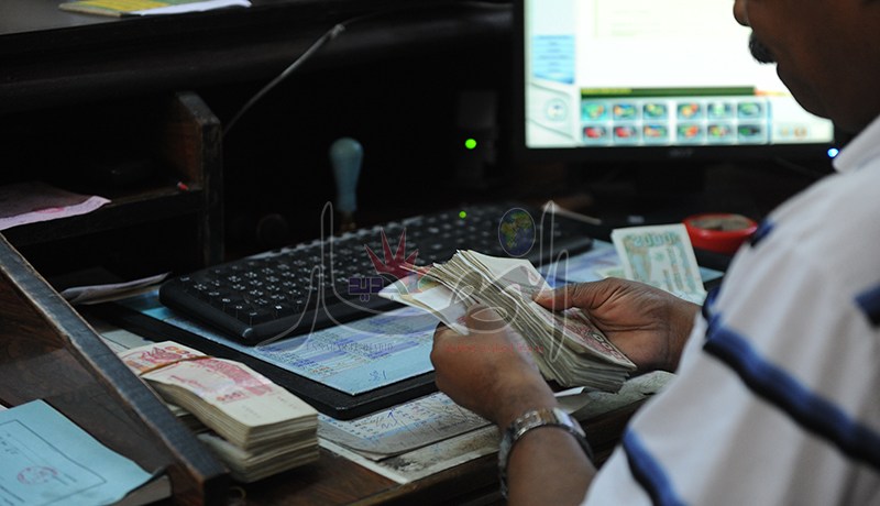 صب الزيادات في أجور حاملي شهادة DUEA وليسانس مارس المقبل